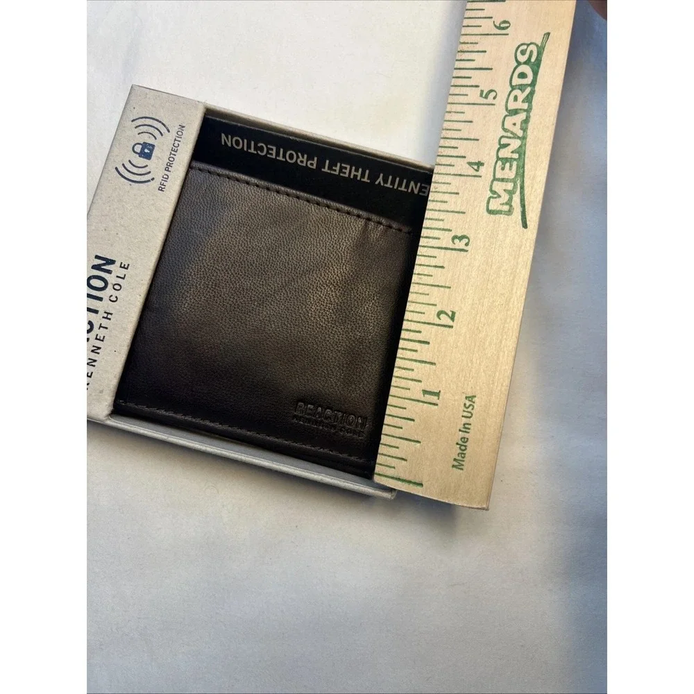Kenneth Cole Reaction Quiet Luxury Slimfold Wallet Mens Brown RFID MinimalistNew